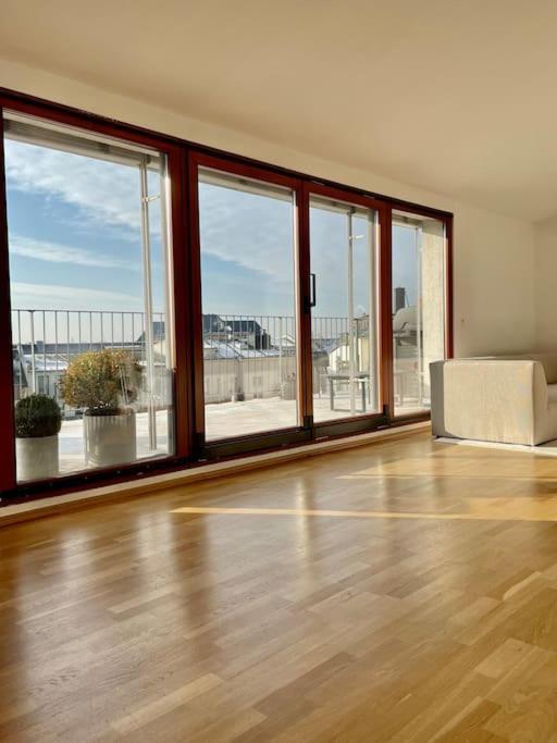 Penthouse Am Waldplatz Apartment
